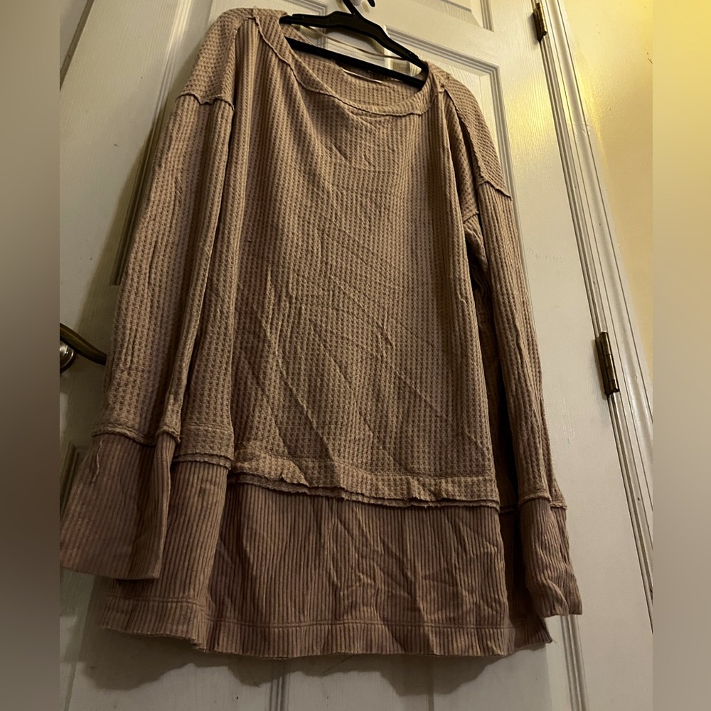 Free People We the Free North Shore Thermal Tunic Slouchy Beige Thumbholes